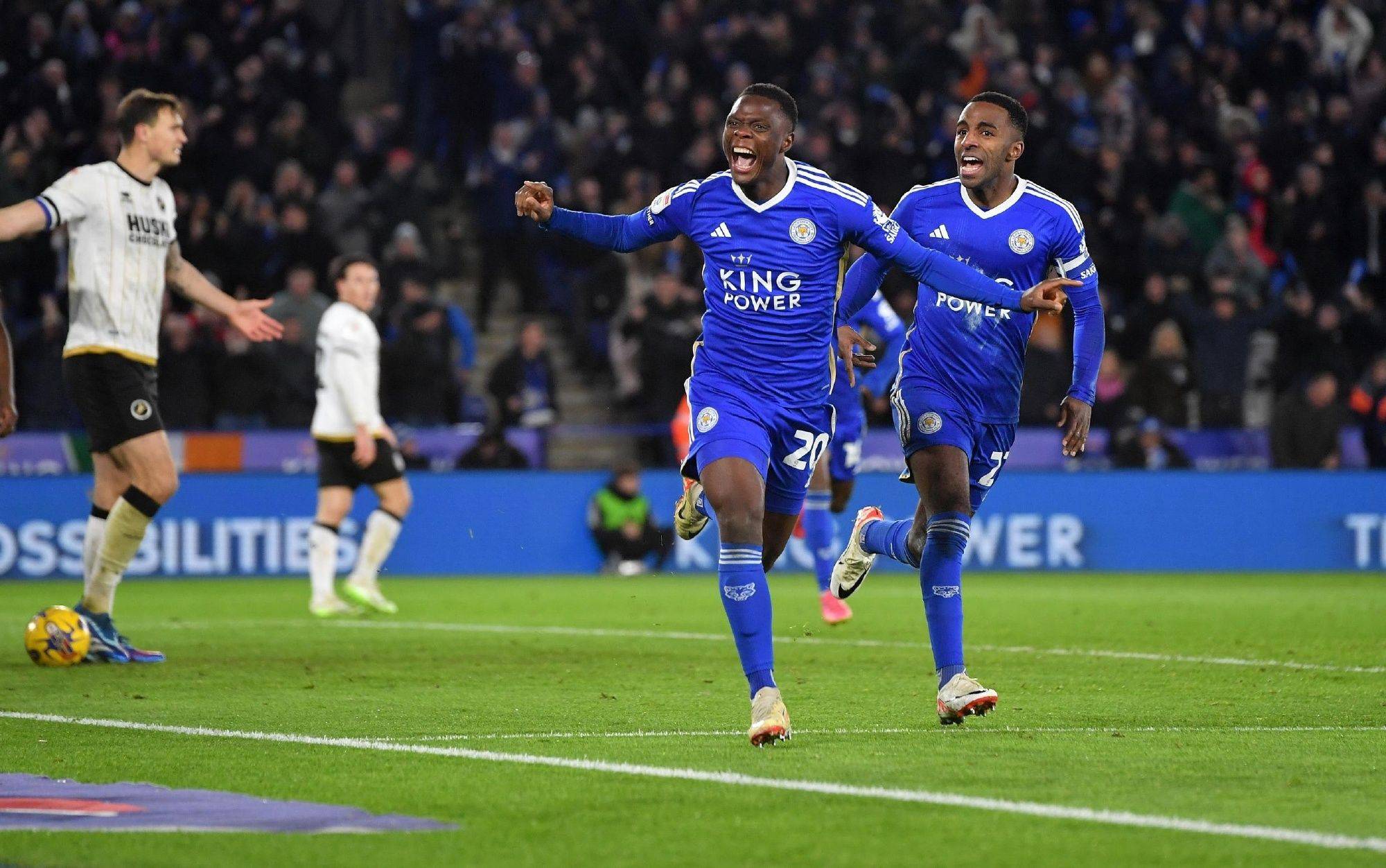 水晶宫客场对阵莱斯特城,保级大战胜负难料 水晶宫客场对阵莱斯特城,保级大战胜负难料