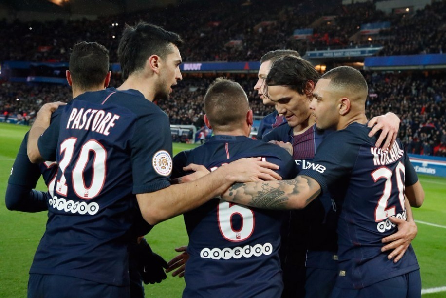 九游app下载-DRX力克PSG，Caps团战一打五激烈交锋成都决赛之夜，引爆全场热议