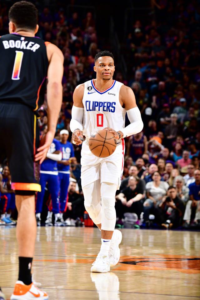 关于太阳大胜国王，继续保持不败状态的信息