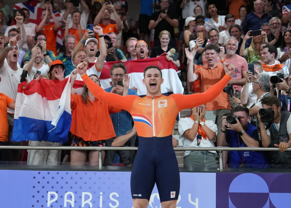 包含荷兰自行车队风采无限,飞驰速度令人赞叹的词条 包含荷兰自行车队风采无限,飞驰速度令人赞叹的词条