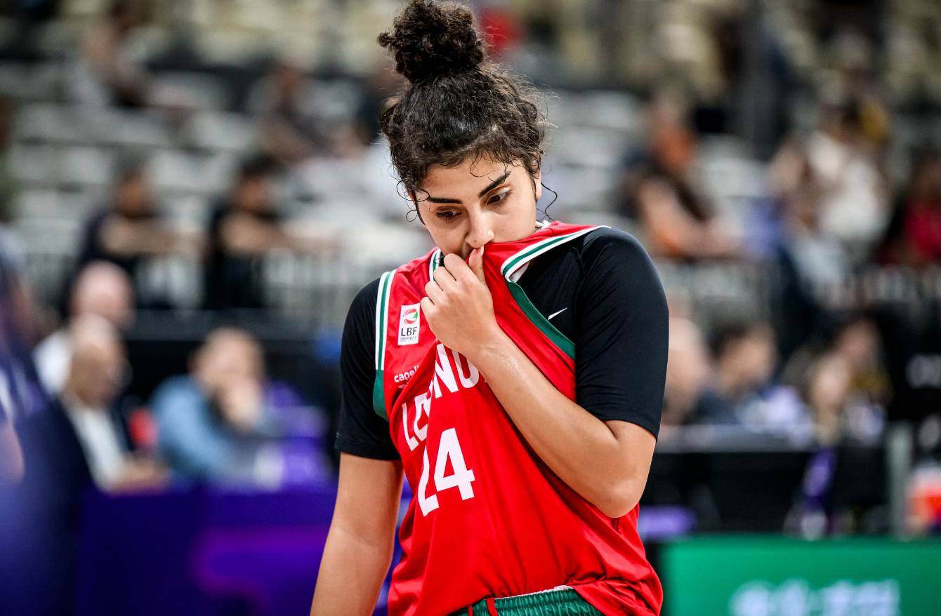 九游体育-加拿大女篮惊险晋级半决赛，实力强劲