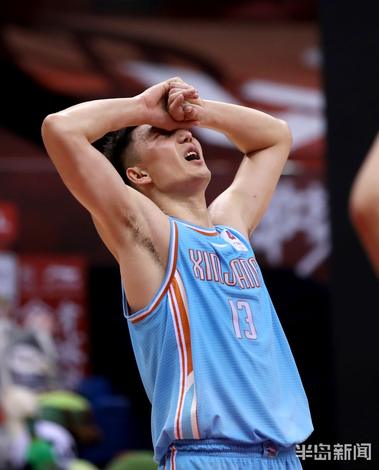 关于青岛队险胜新疆队，戈贝尔扛起全队的信息
