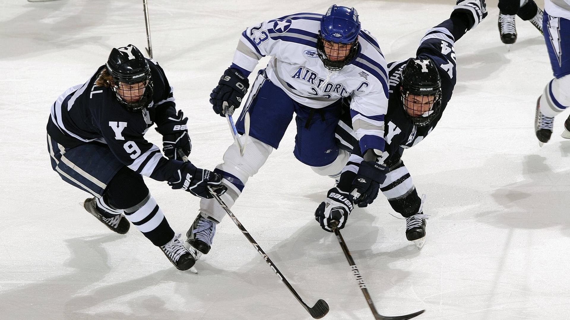 四日传奇，36岁纳达尔跨越山海，蒙特卡洛险胜后直取拉沃尔杯制胜分