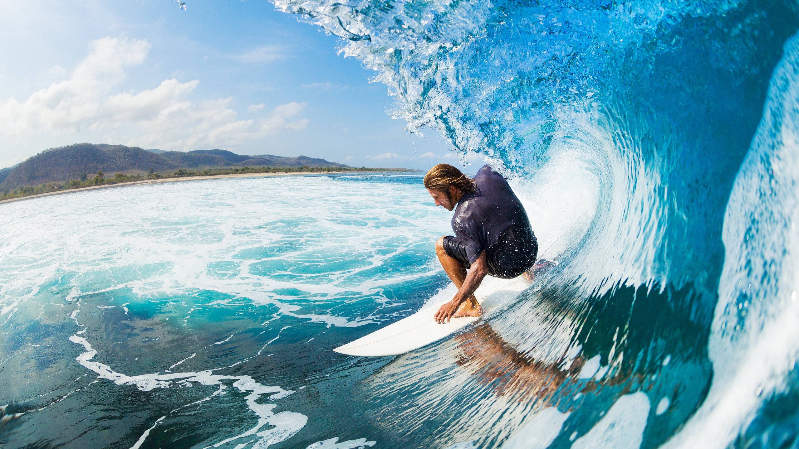 突破重围，迈凯伦弯道超车，诺里斯光芒划破梅赛德斯王朝余晖